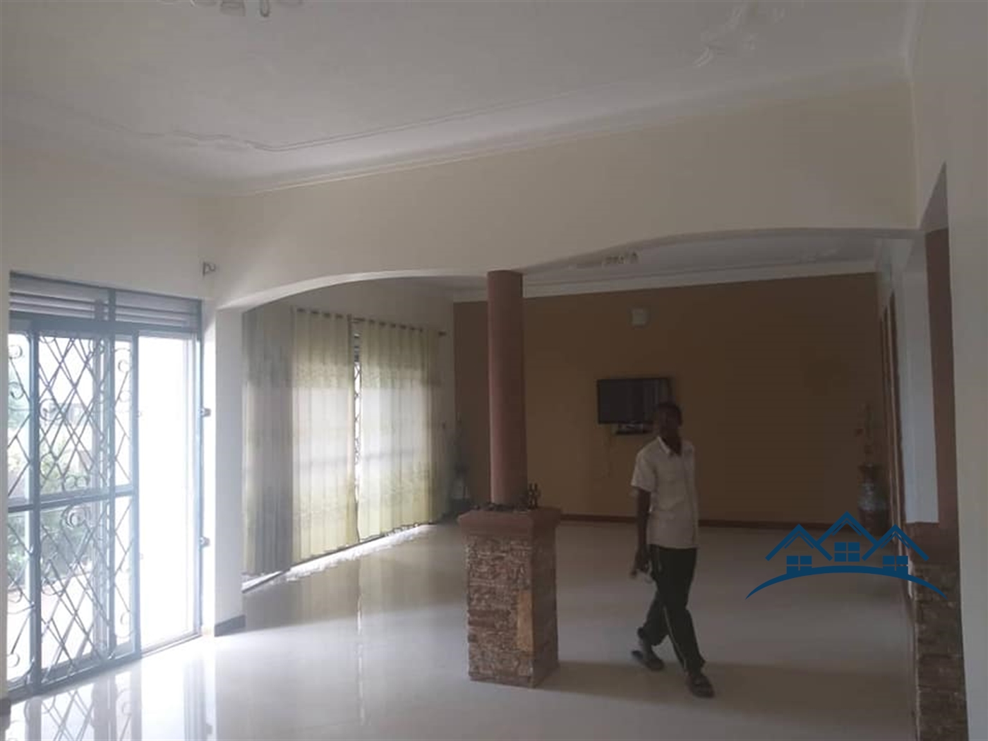 Storeyed house for sale in Kira Wakiso