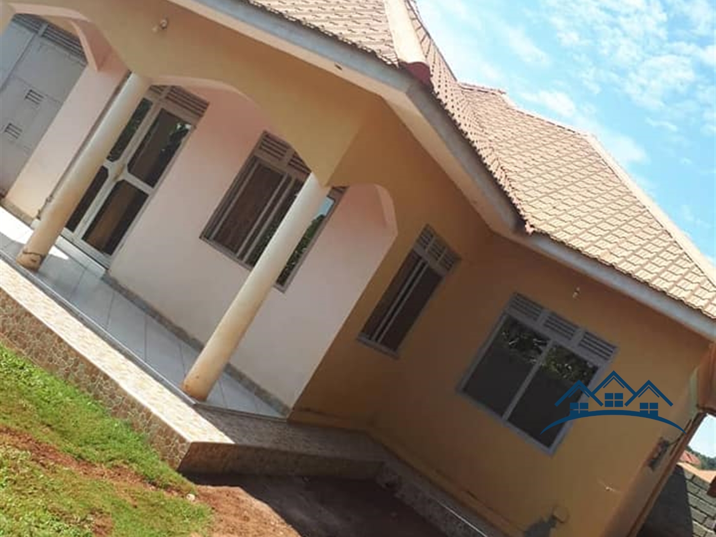 Bungalow for sale in Buzzi Kampala