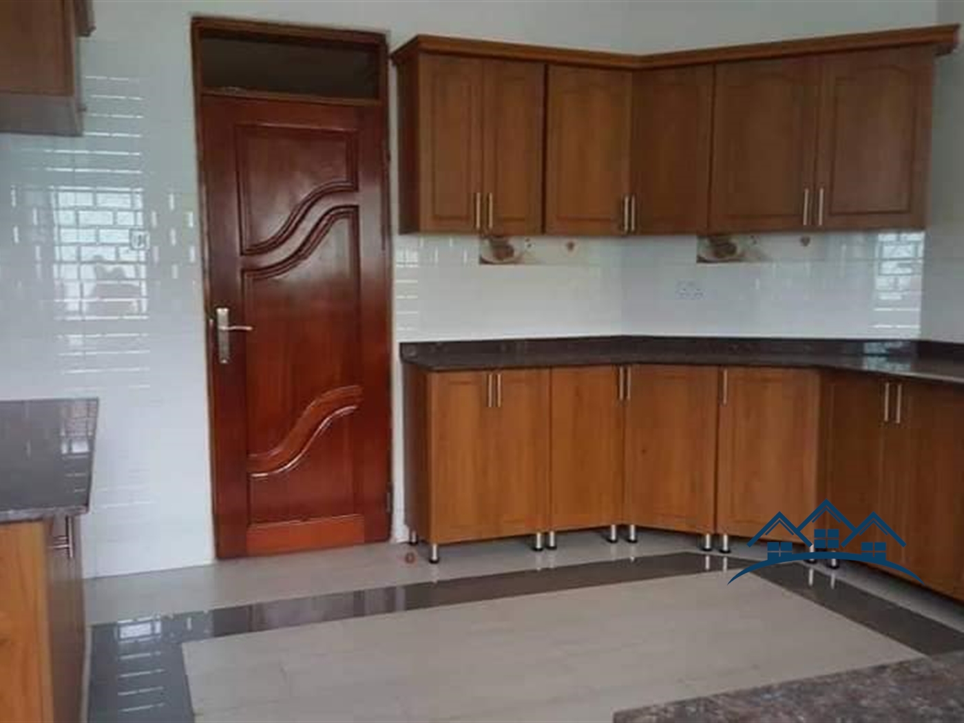 Bungalow for sale in Kitende Wakiso