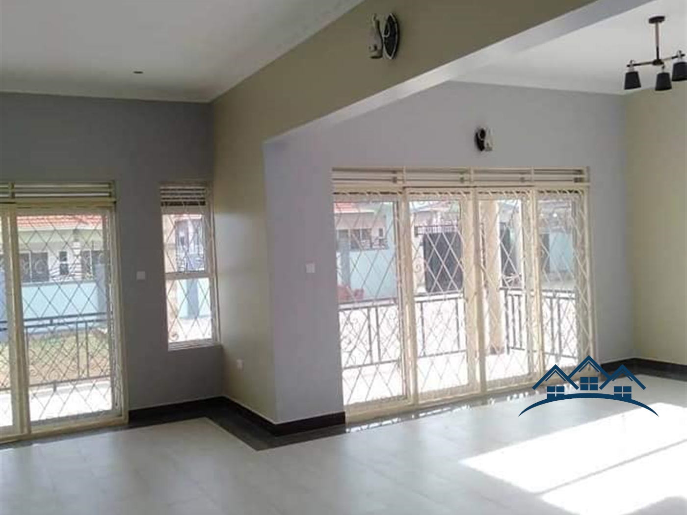 Bungalow for sale in Kitende Wakiso