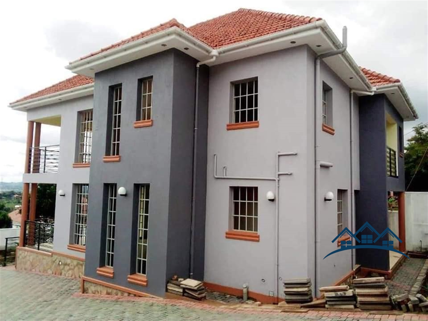 Storeyed house for sale in Kasangati Wakiso