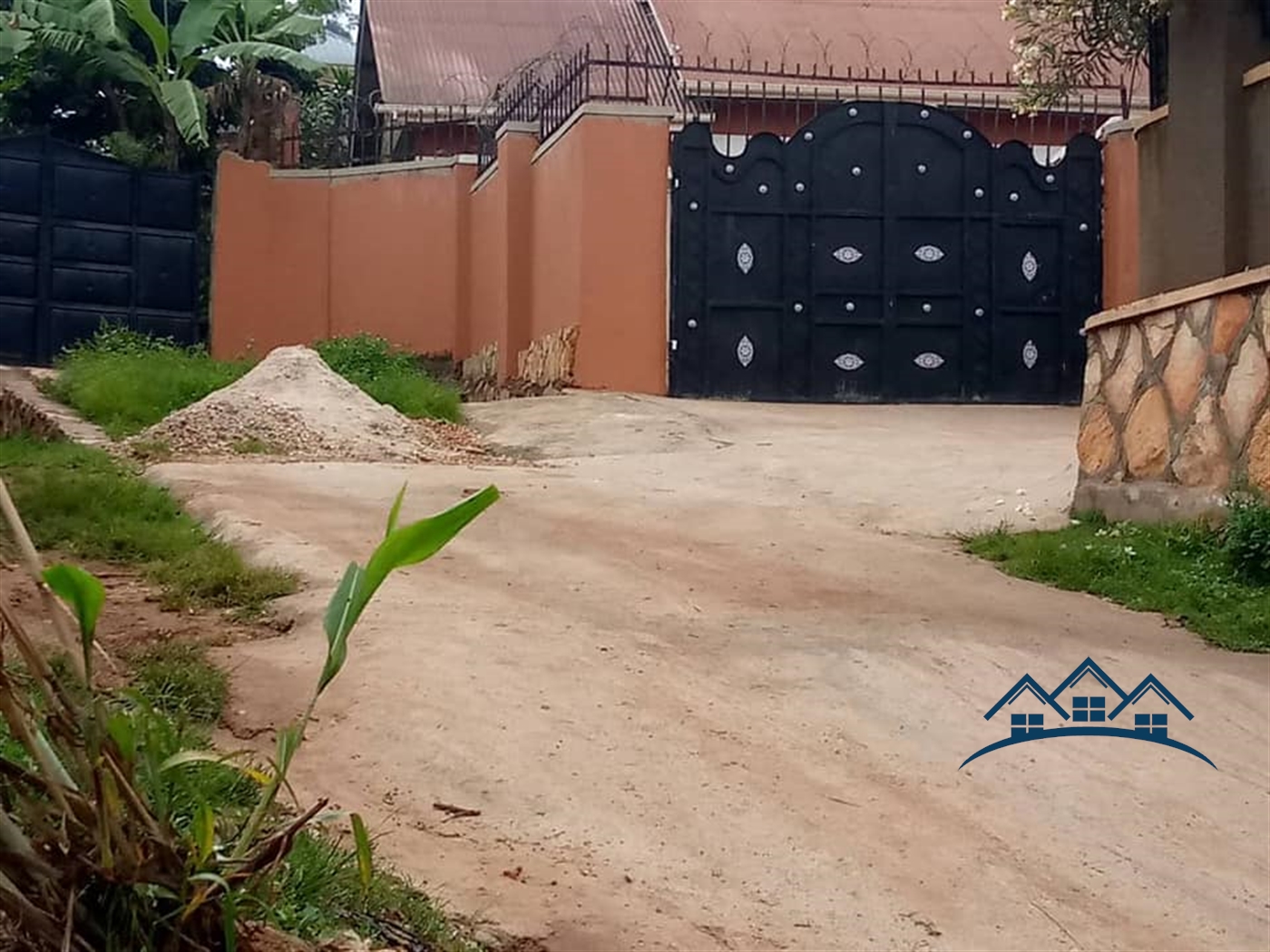 Bungalow for sale in Maganjo Wakiso