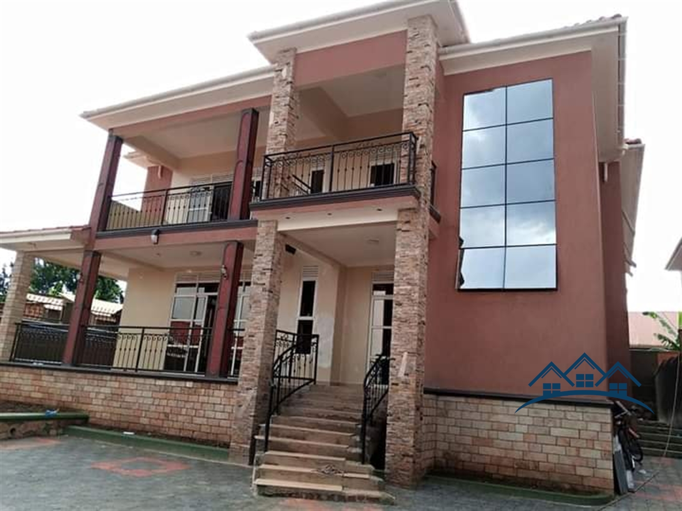 Storeyed house for sale in Kyanja Wakiso