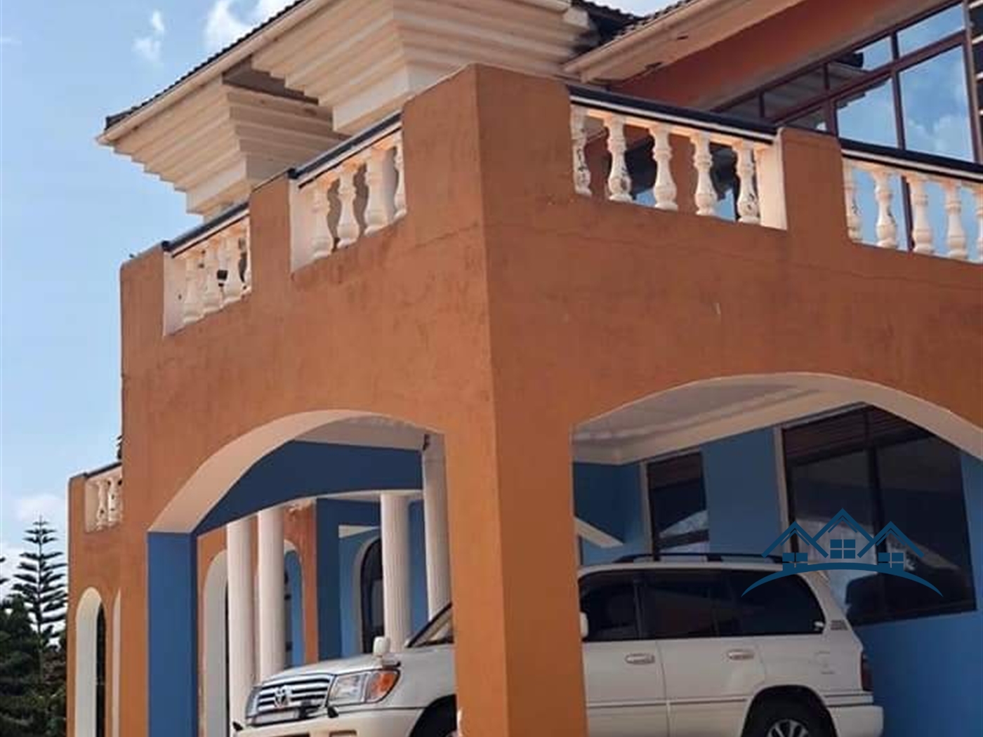 Storeyed house for sale in Kabulengwa Wakiso