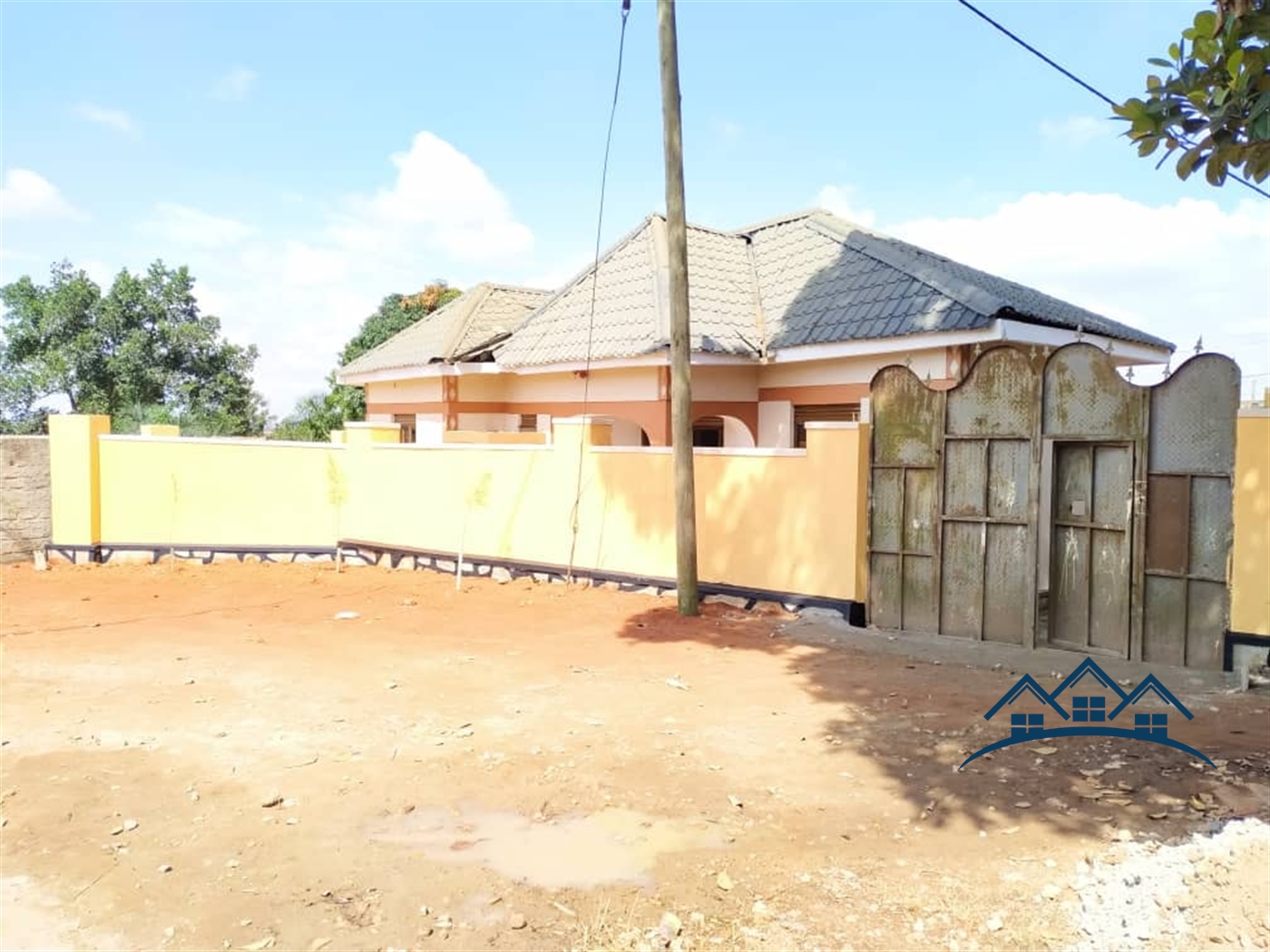 Bungalow for sale in Kiwango Wakiso