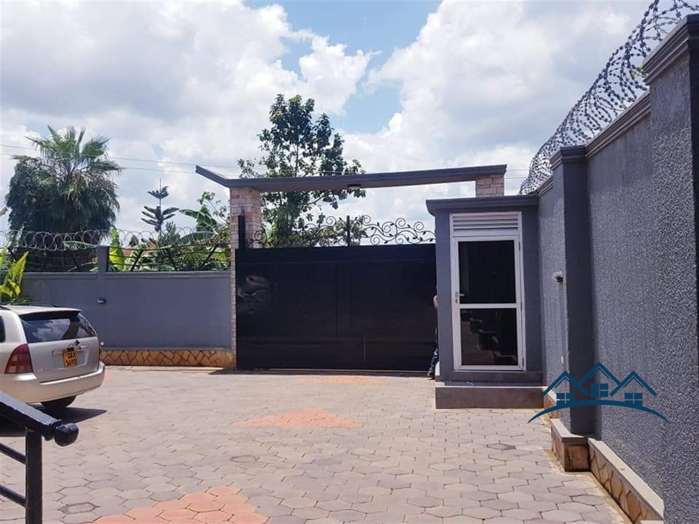 Storeyed house for sale in Muyenga Kampala