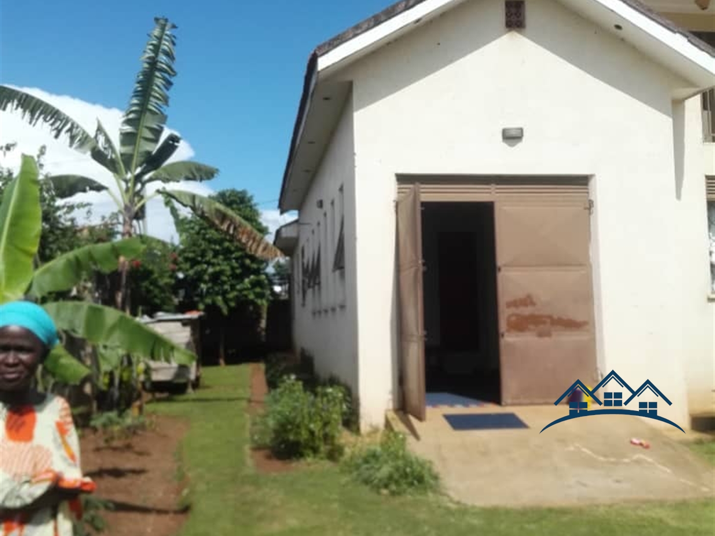 Bungalow for sale in Katabi Kampala