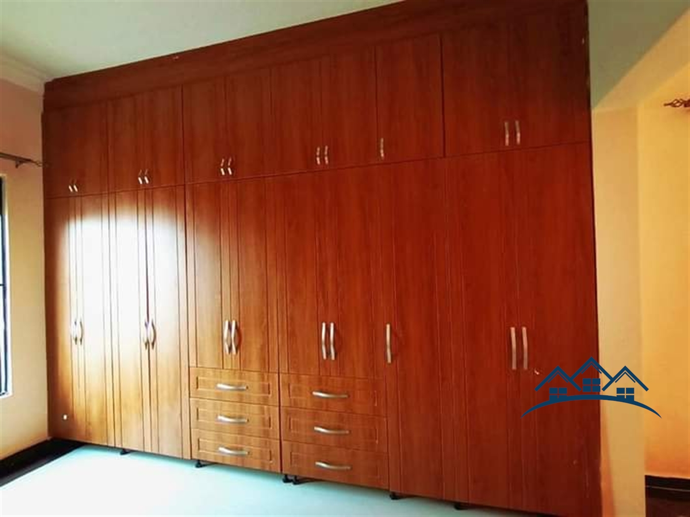 Storeyed house for sale in Kira Wakiso