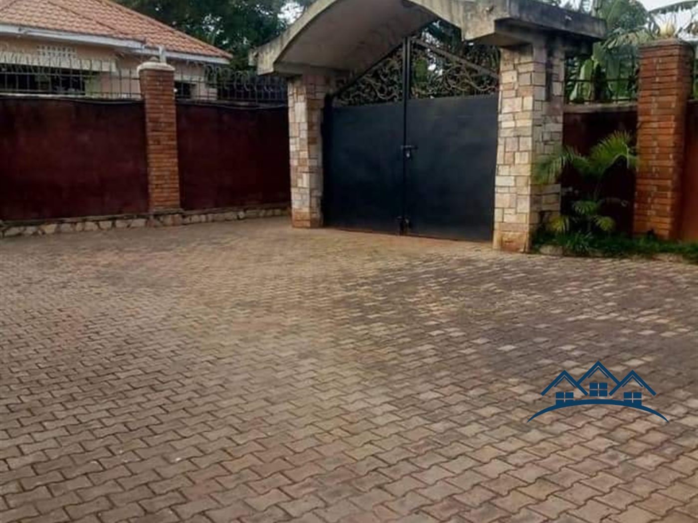 Bungalow for sale in Seeta Wakiso