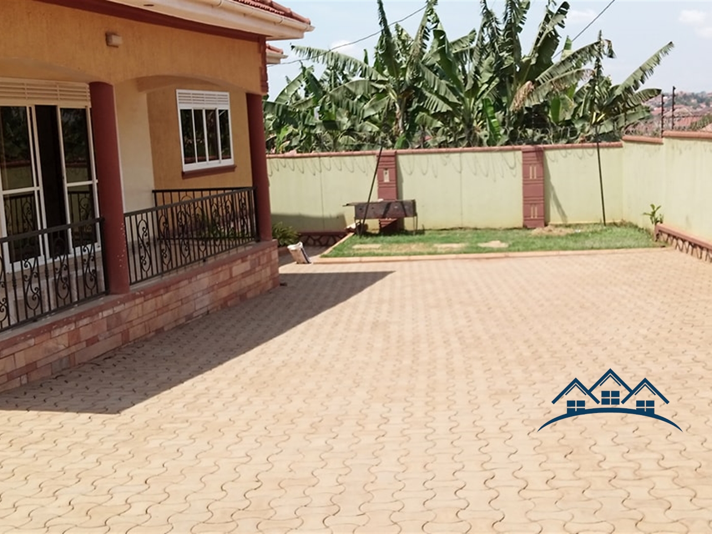 Bungalow for sale in Kyaliwajjala Wakiso