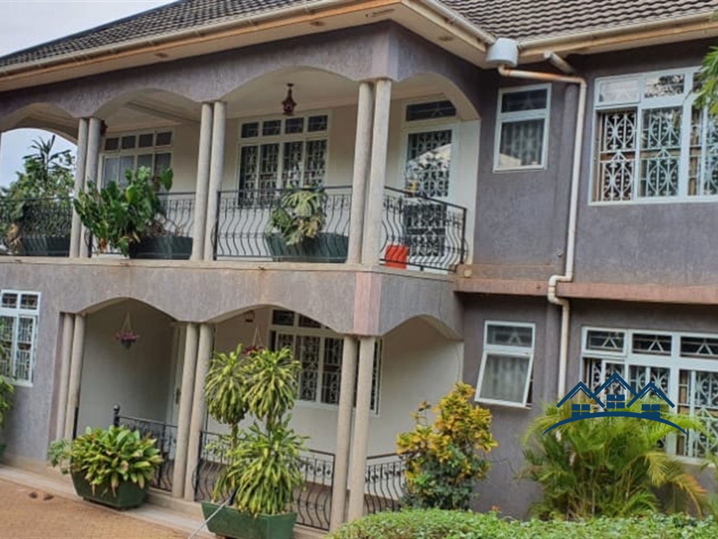 Storeyed house for sale in Zana Wakiso