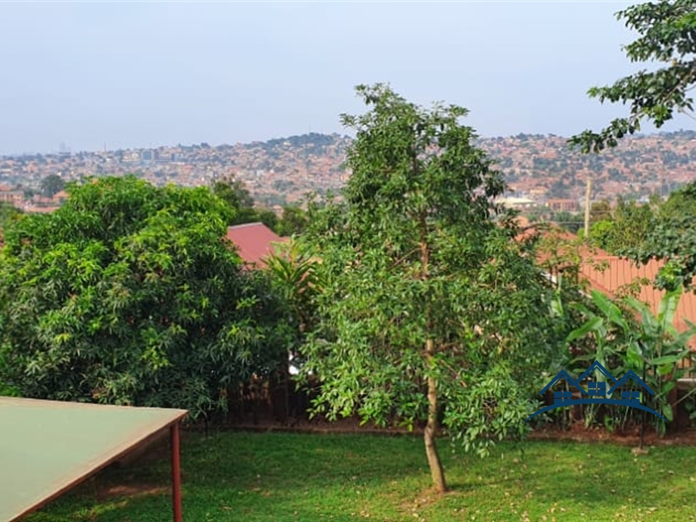 Storeyed house for sale in Zana Wakiso