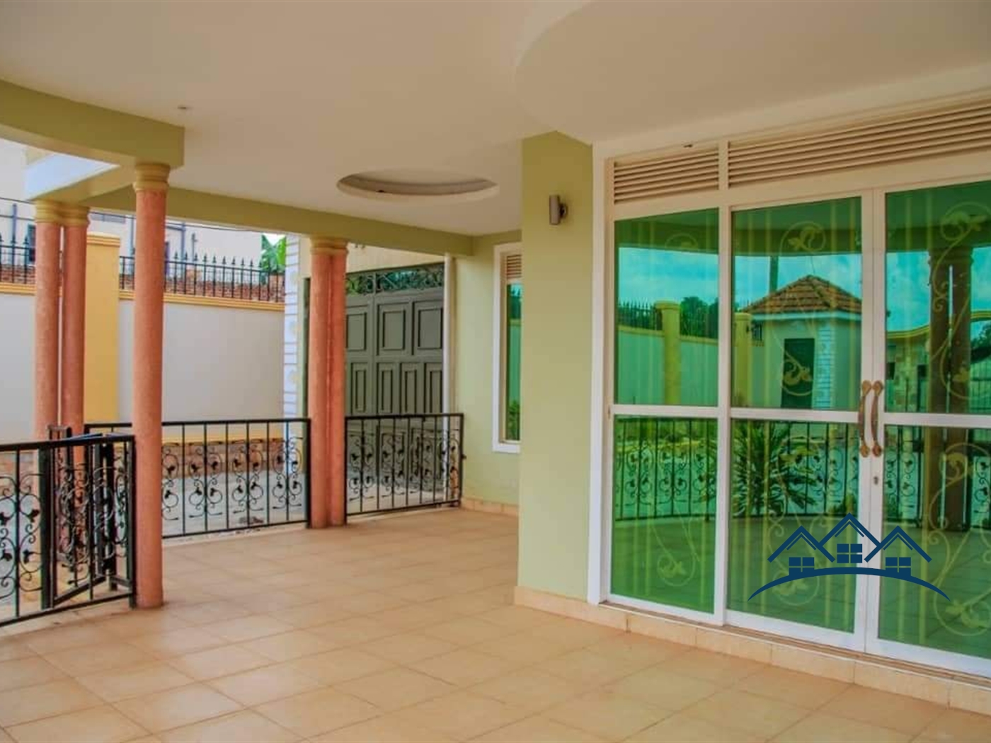 Bungalow for sale in Kulambilo Wakiso