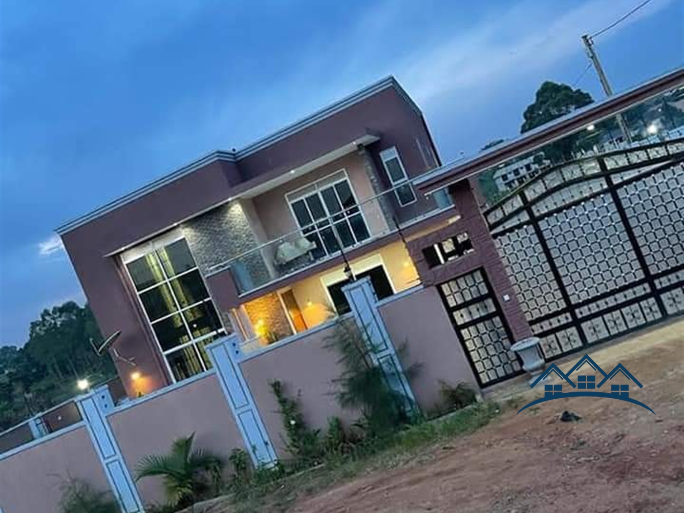 Storeyed house for sale in Kyanja Wakiso