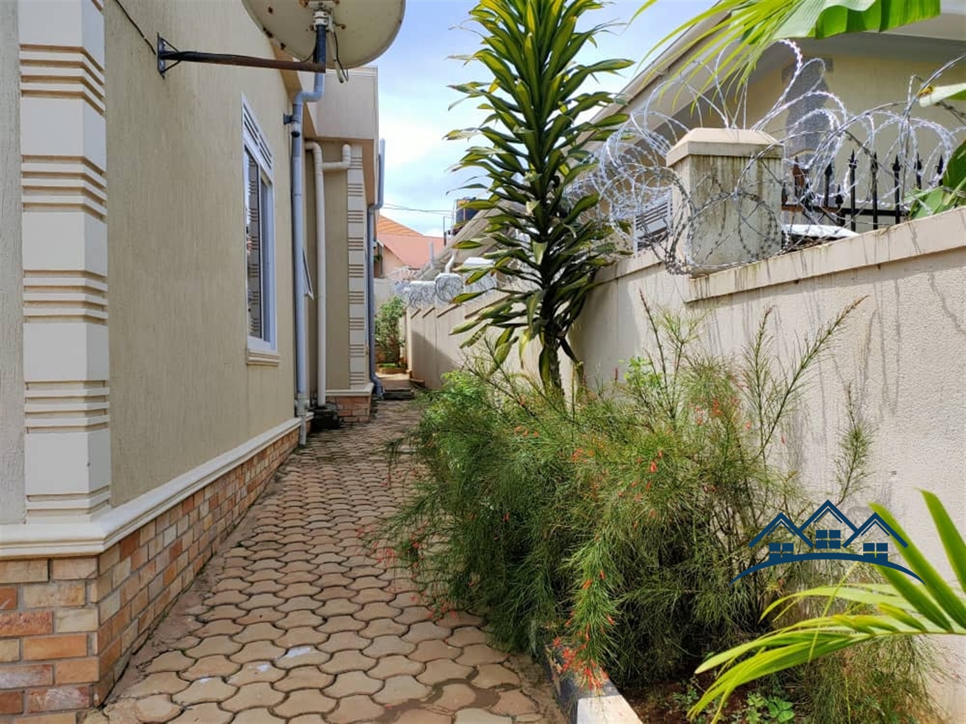 Bungalow for sale in Munyonyo Wakiso