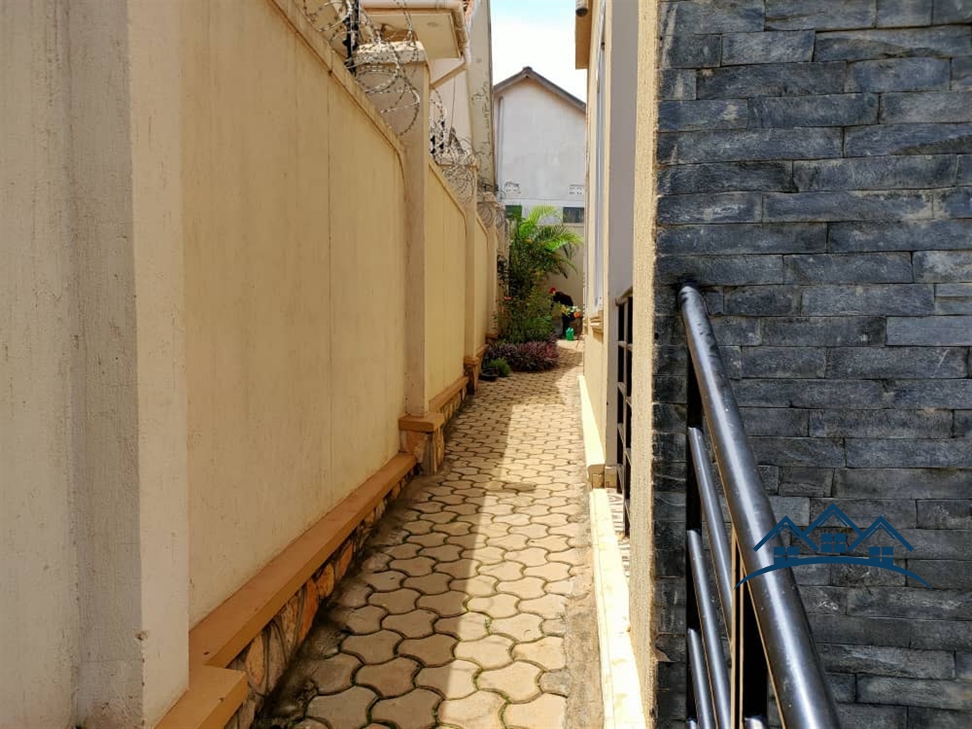 Bungalow for sale in Munyonyo Wakiso