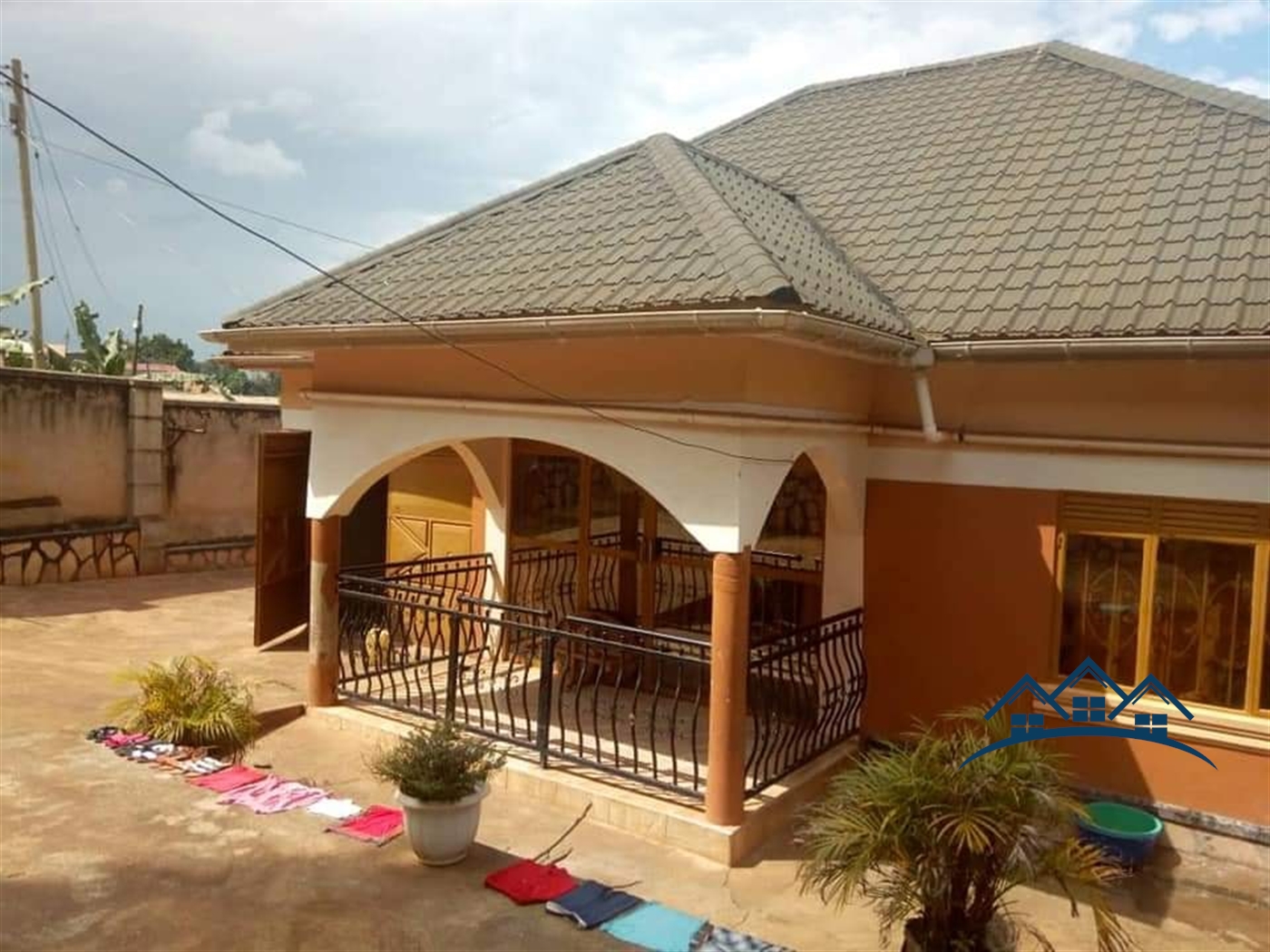 Bungalow for sale in Kyebando Wakiso