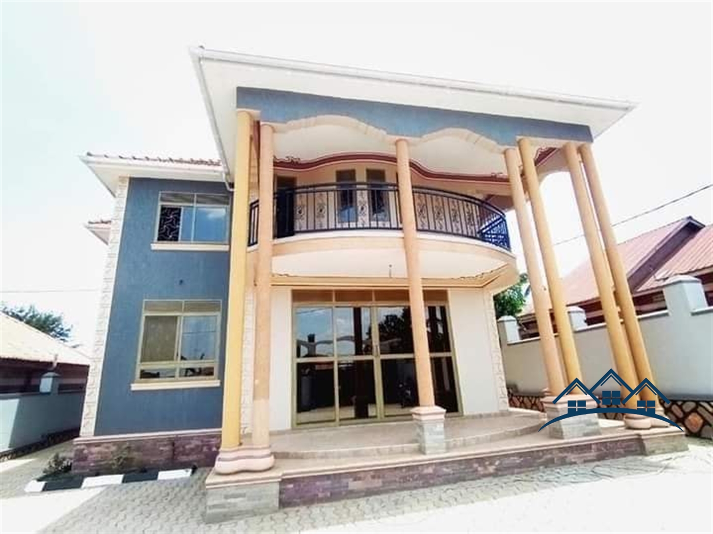 Storeyed house for sale in Tula Wakiso