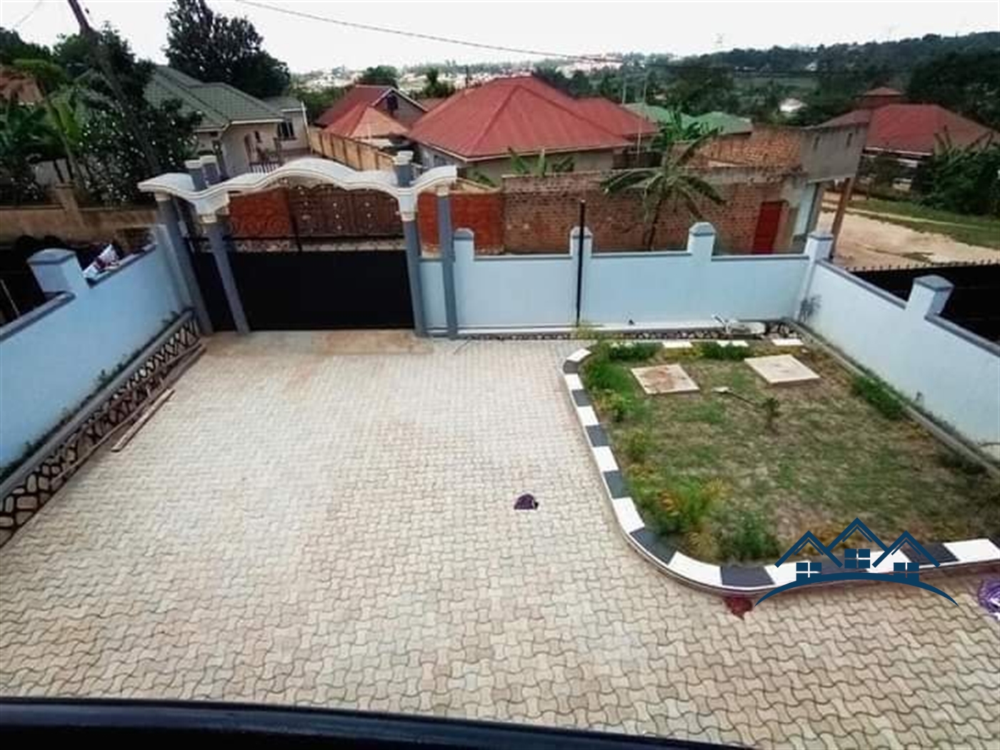 Storeyed house for sale in Tula Wakiso