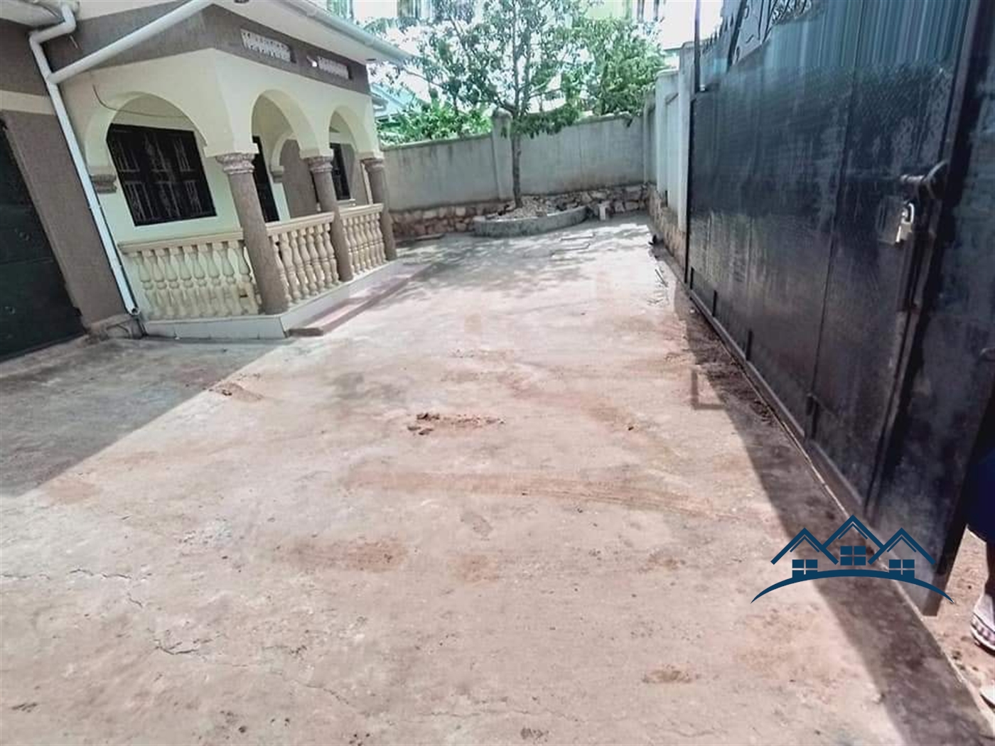 Bungalow for sale in Seeta Mukono