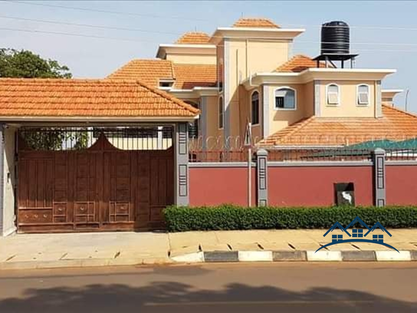 Storeyed house for sale in Bugonga Wakiso