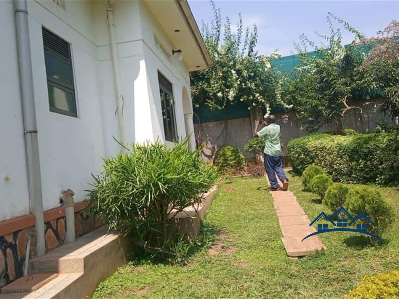 Bungalow for sale in Nkoowe Hoima