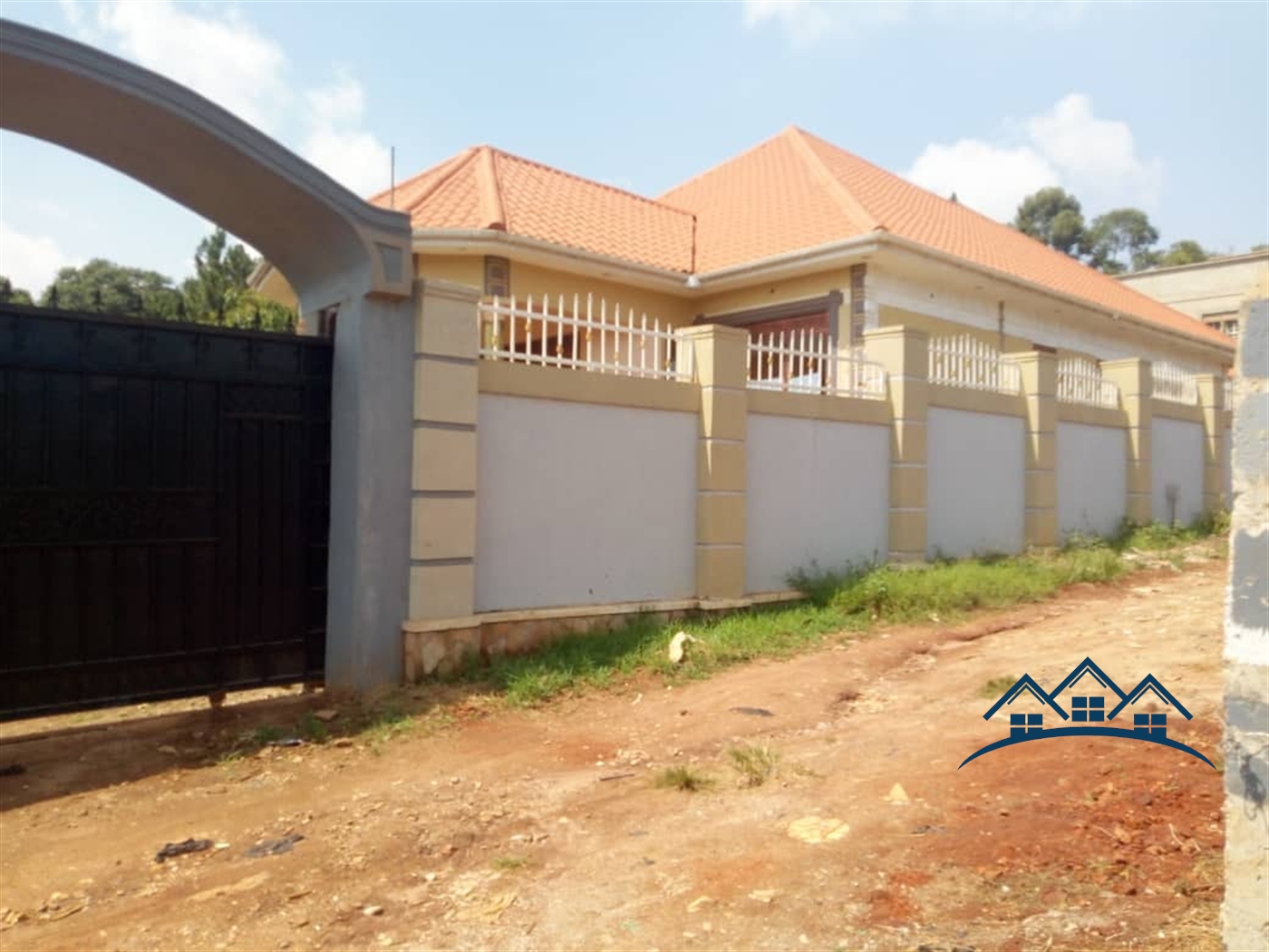 Bungalow for sale in Nangabo Wakiso