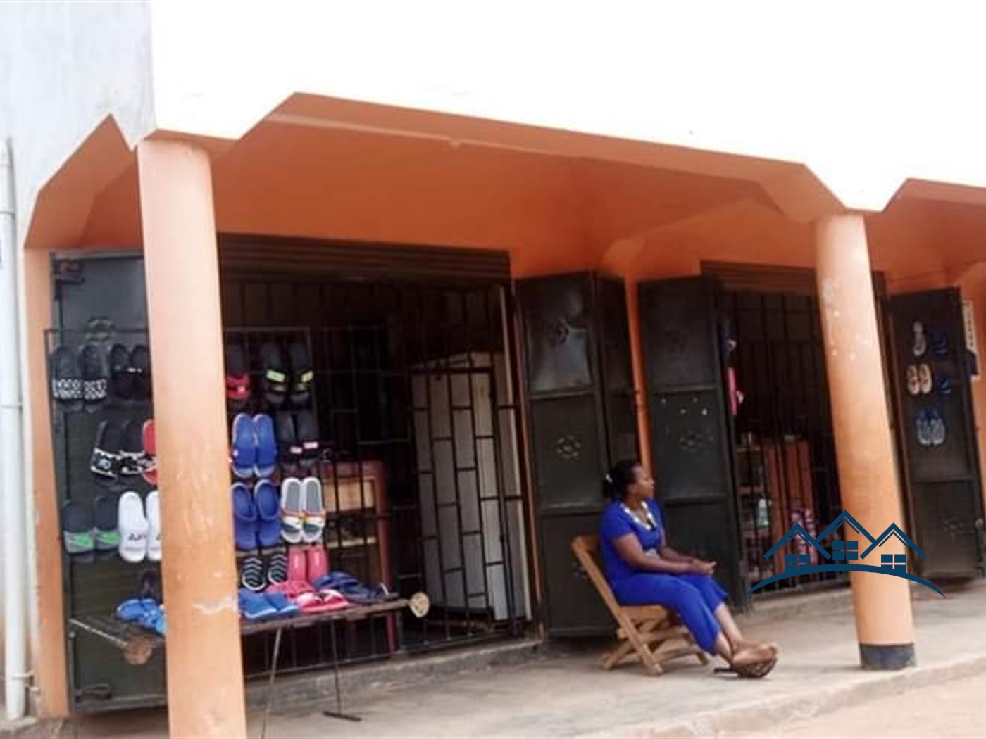 Shop for sale in Kasangati Wakiso