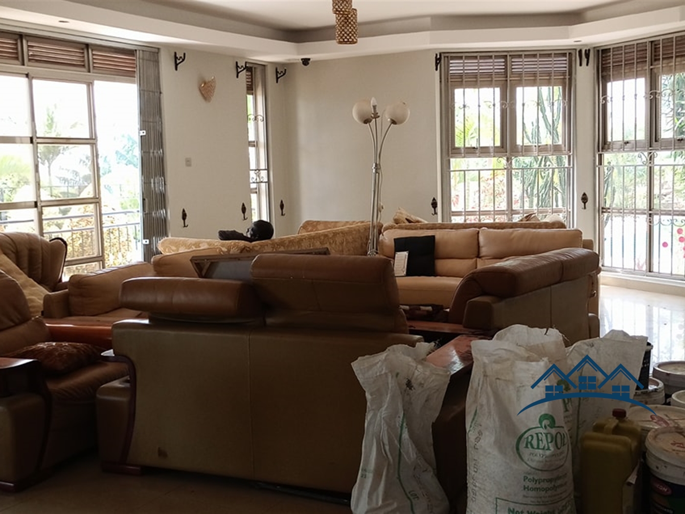 Storeyed house for sale in Mutundwe Wakiso