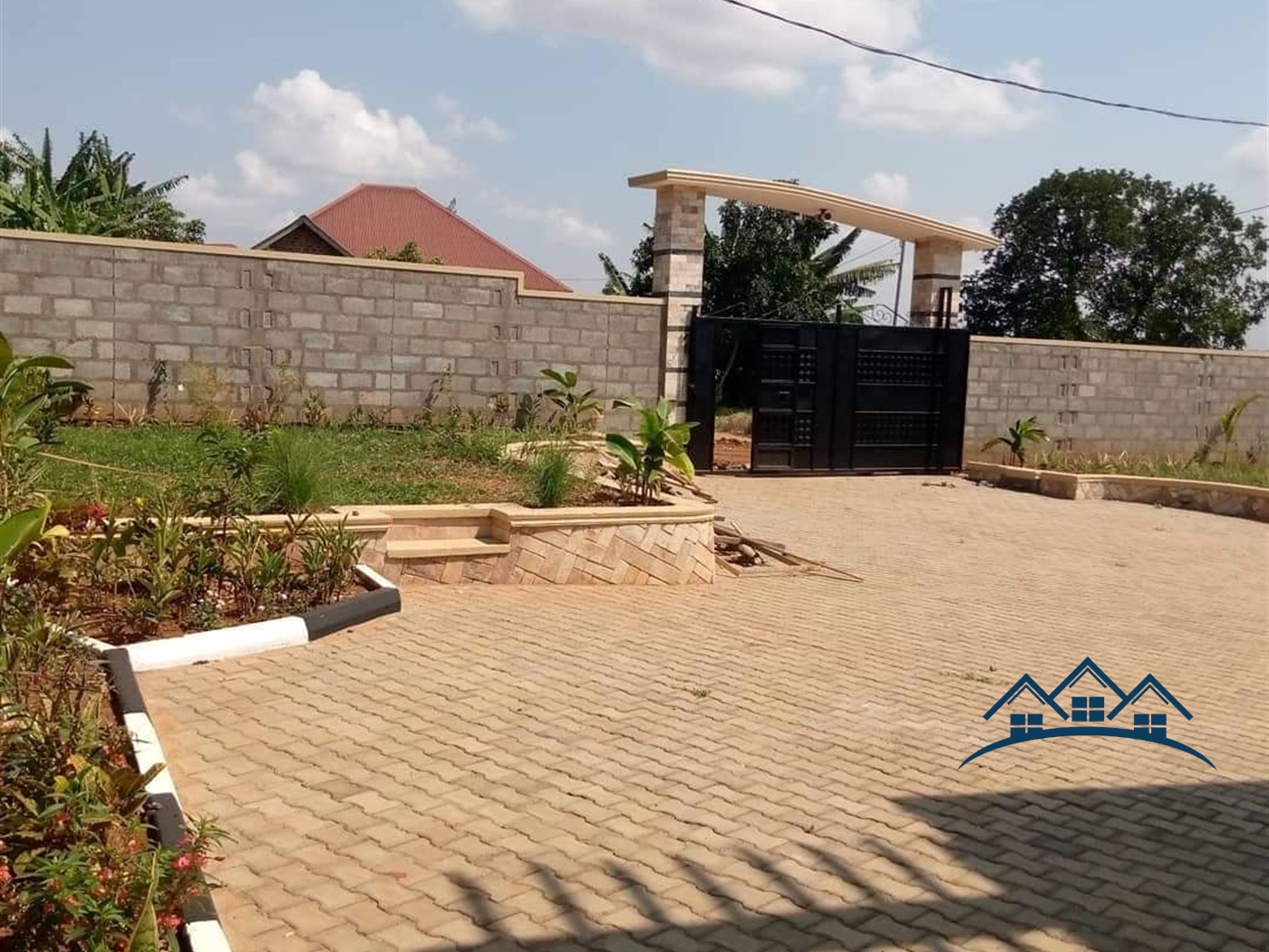 Storeyed house for sale in Kira Wakiso