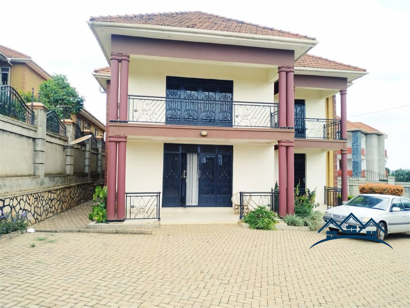 Storeyed house for sale in Kyanja Wakiso