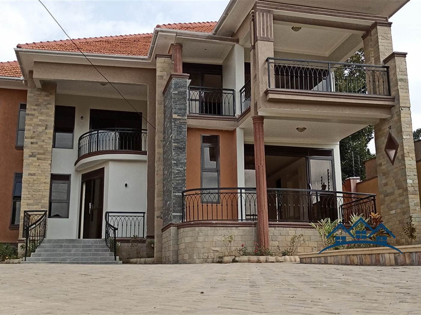 Storeyed house for sale in Kiwaatule Kampala