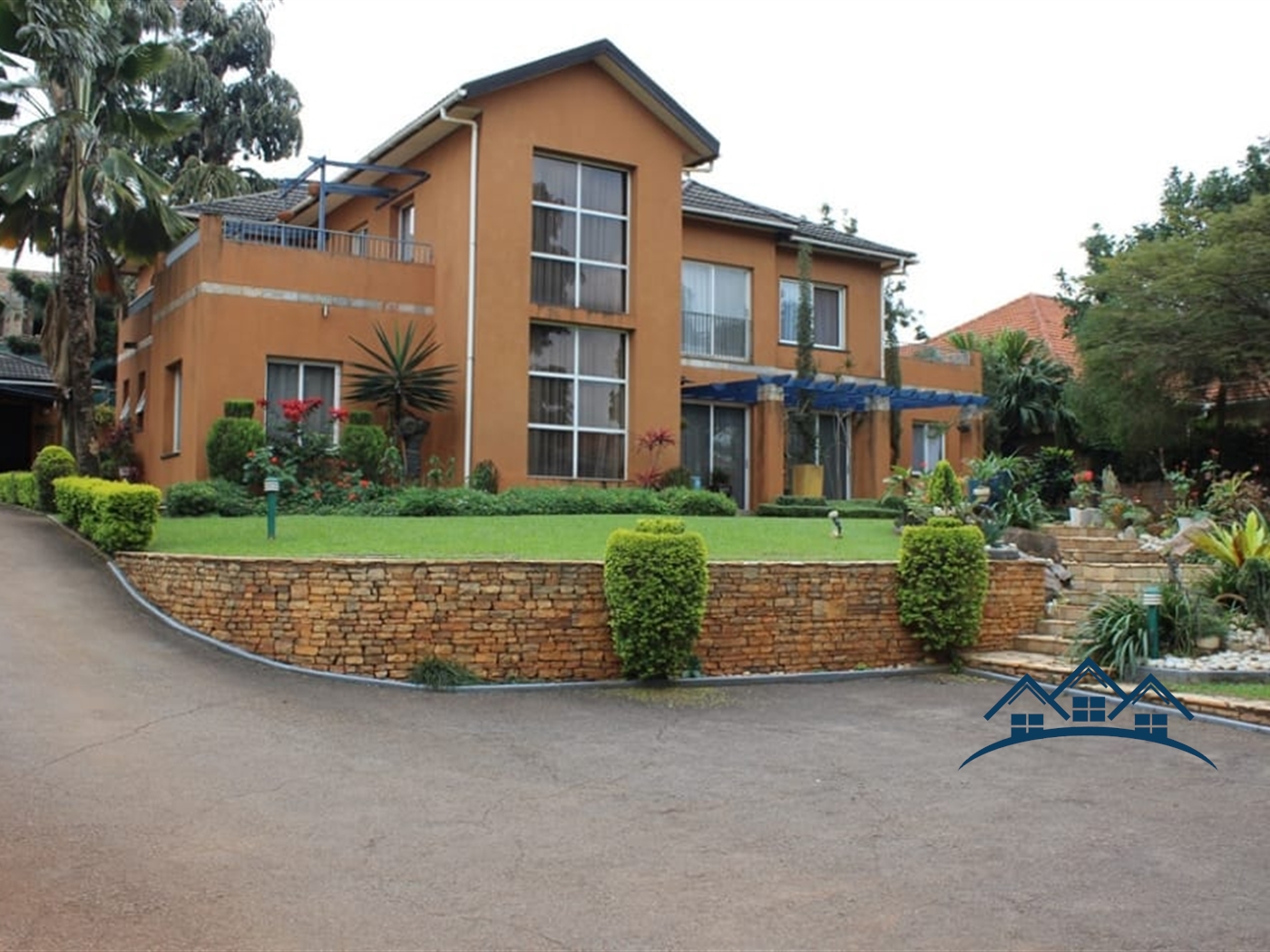 Storeyed house for sale in Bbunga Kampala