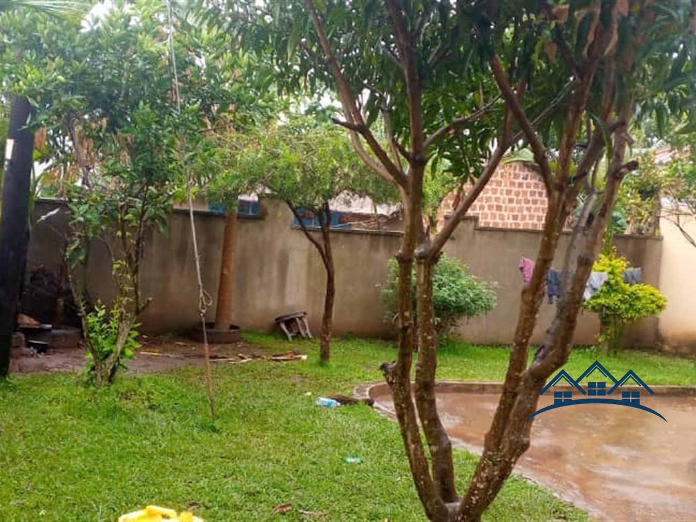 Bungalow for sale in Munyonyo Kampala