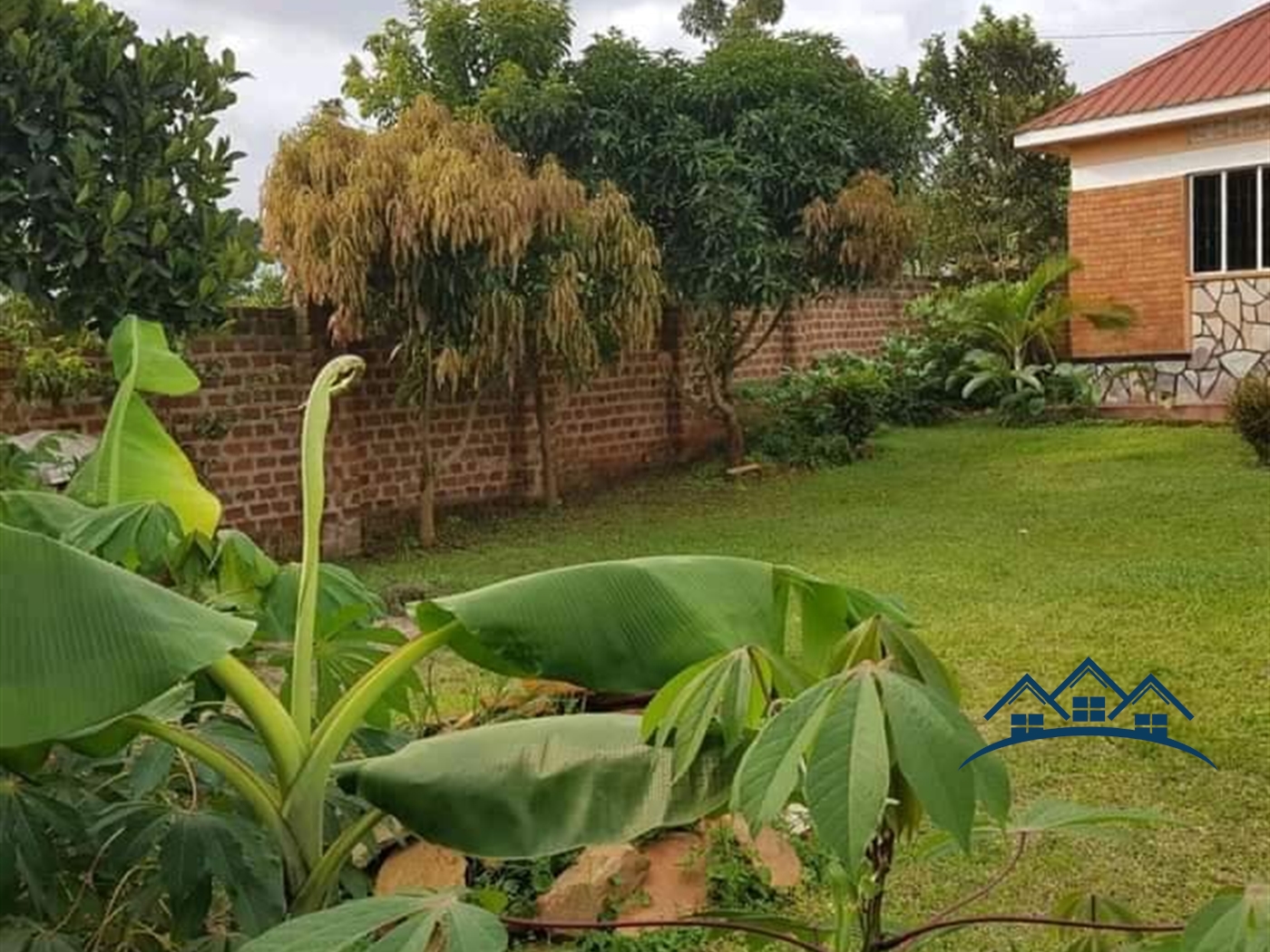 Bungalow for sale in Gayaza Wakiso