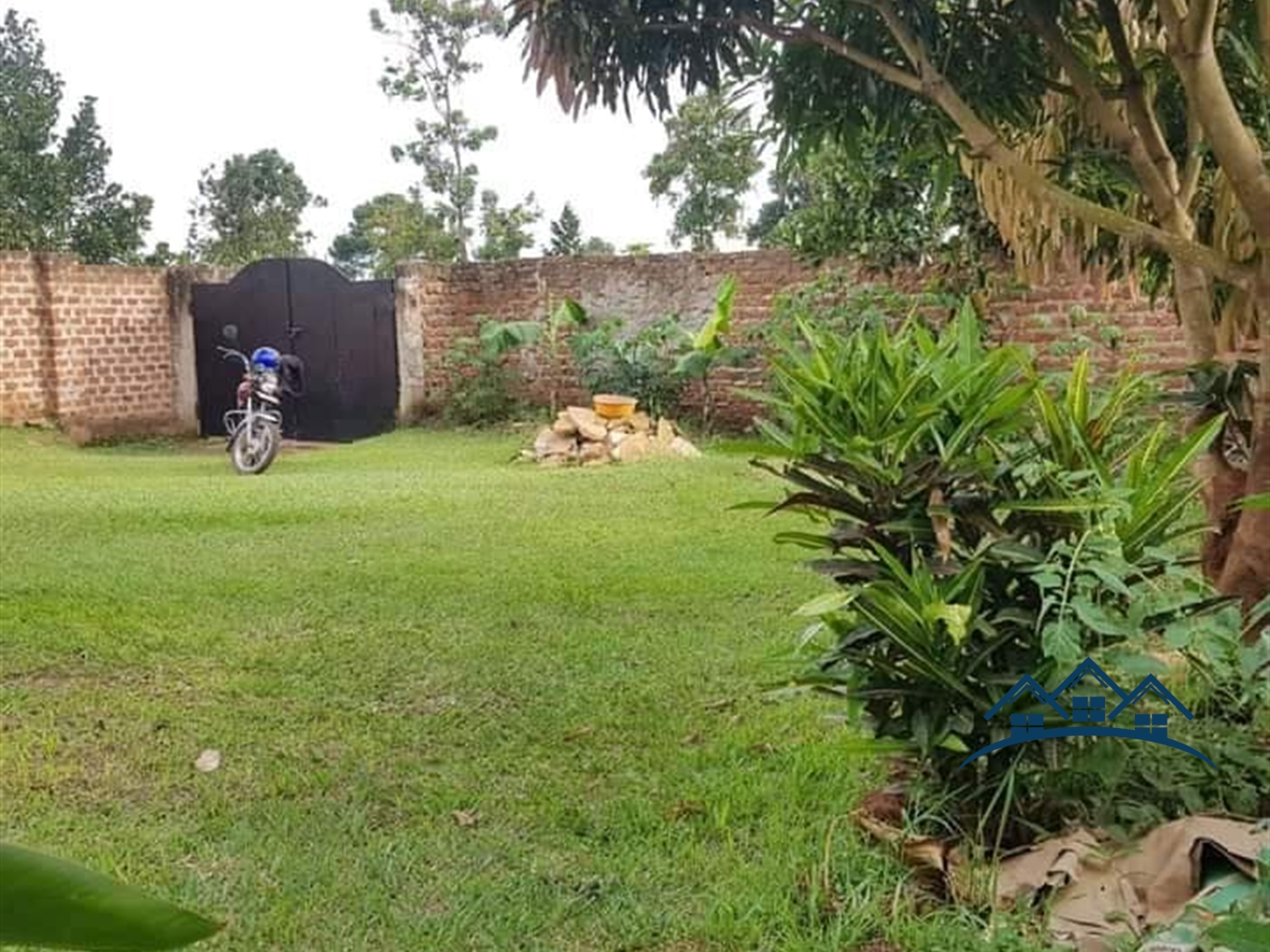 Bungalow for sale in Gayaza Wakiso