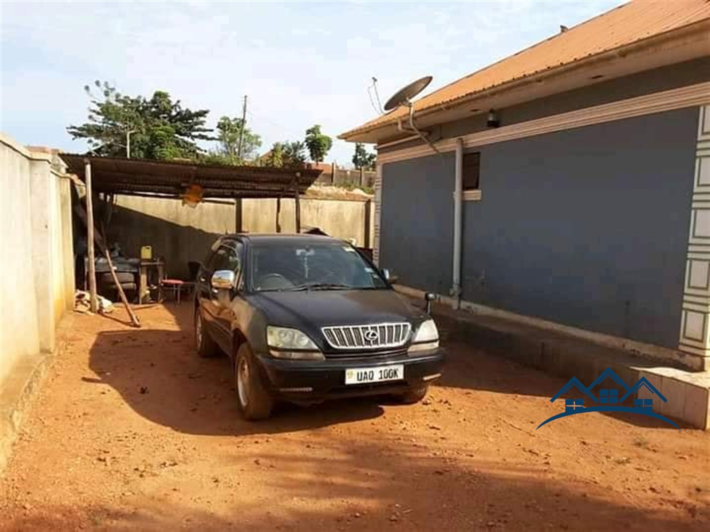 Bungalow for sale in Kawuku Wakiso