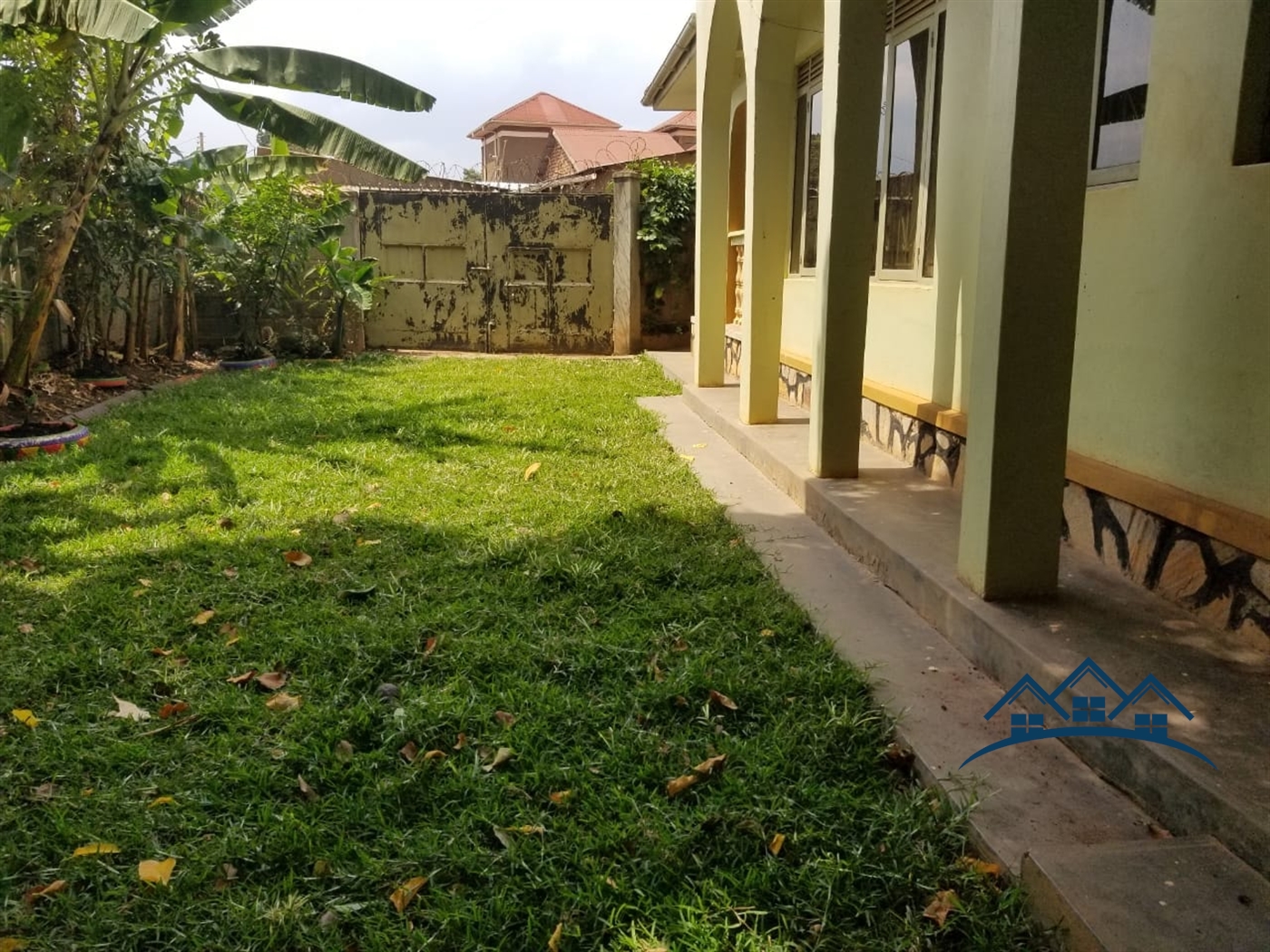 Storeyed house for sale in Mutungo Kampala