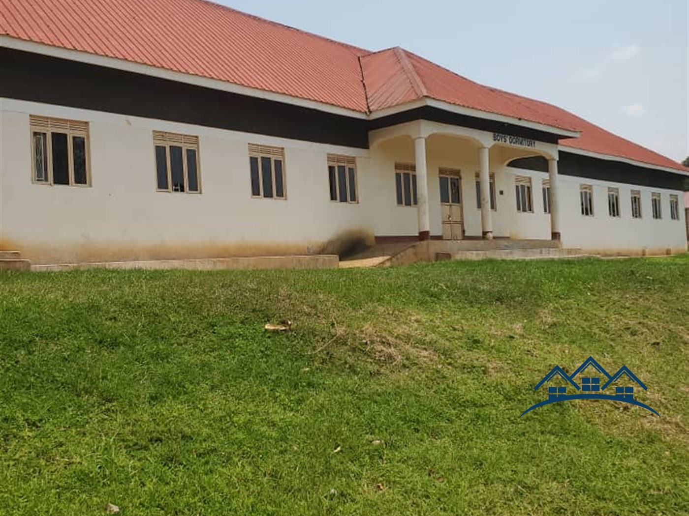 School for sale in Bugonzi Wakiso