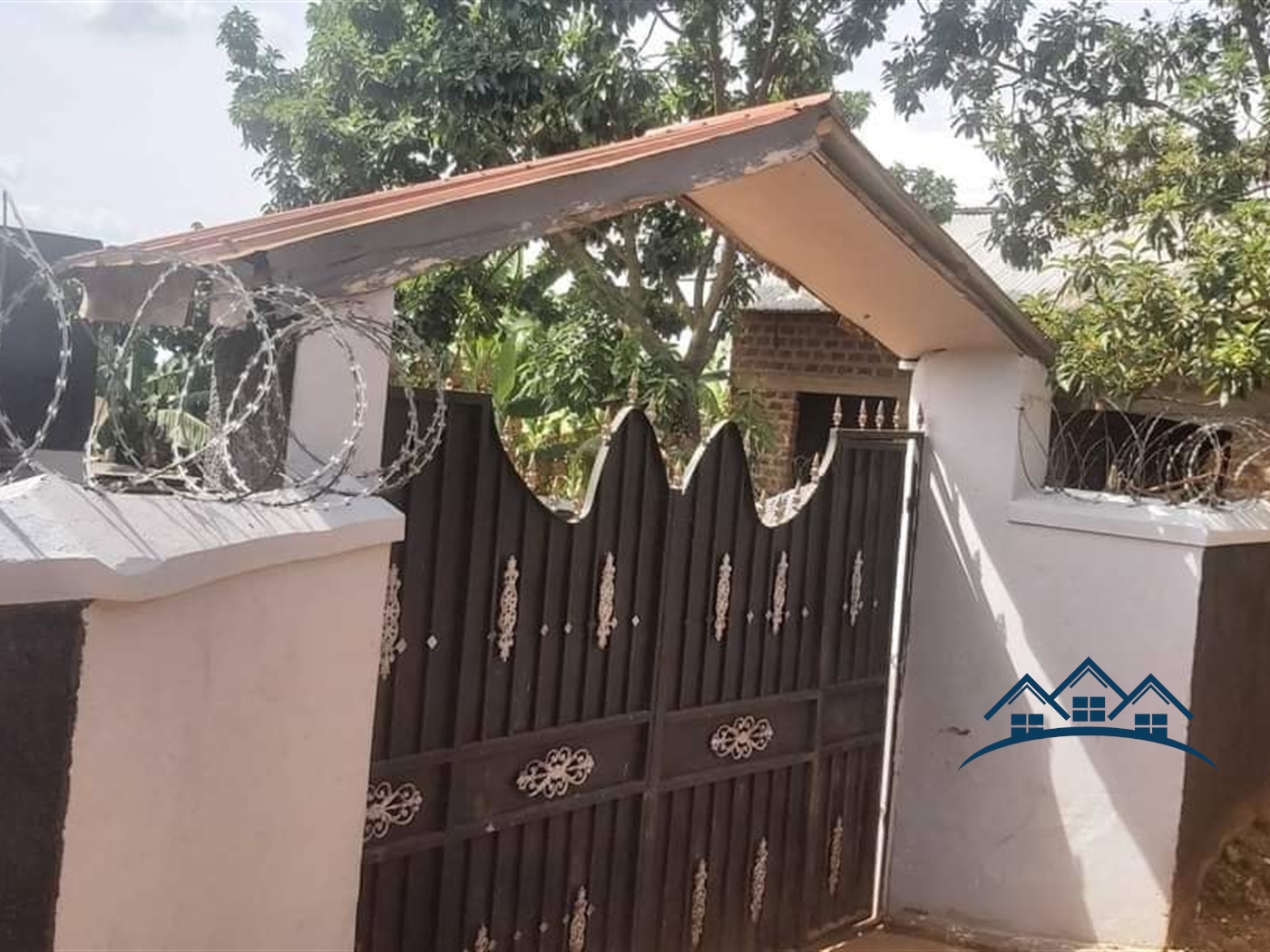 Bungalow for sale in Nkoowe Wakiso