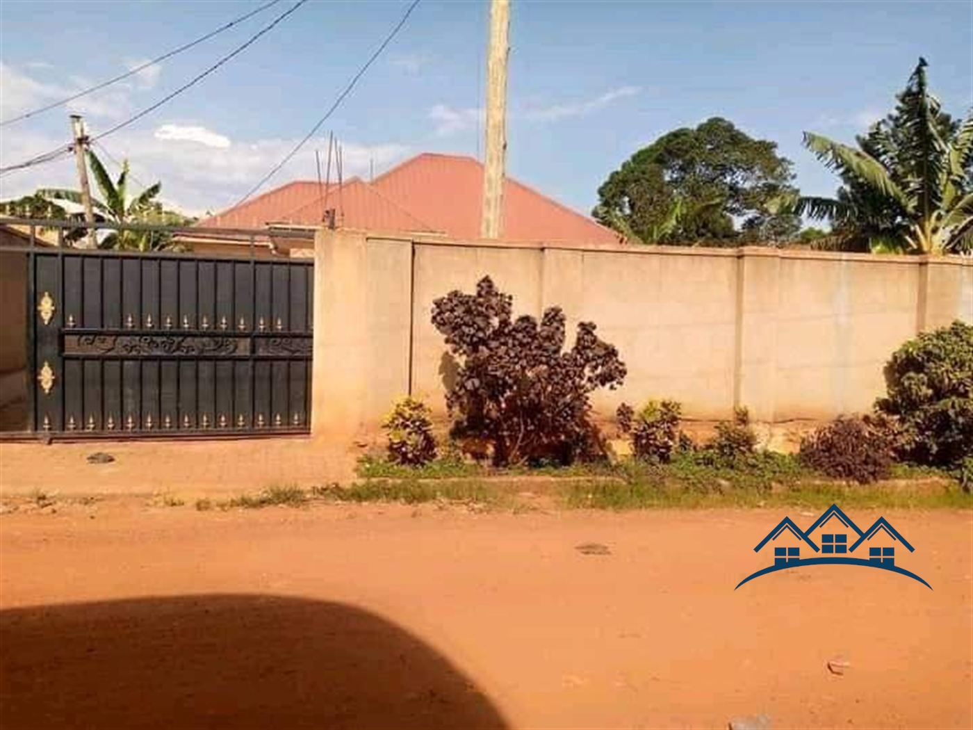 Bungalow for sale in Kyebando Wakiso