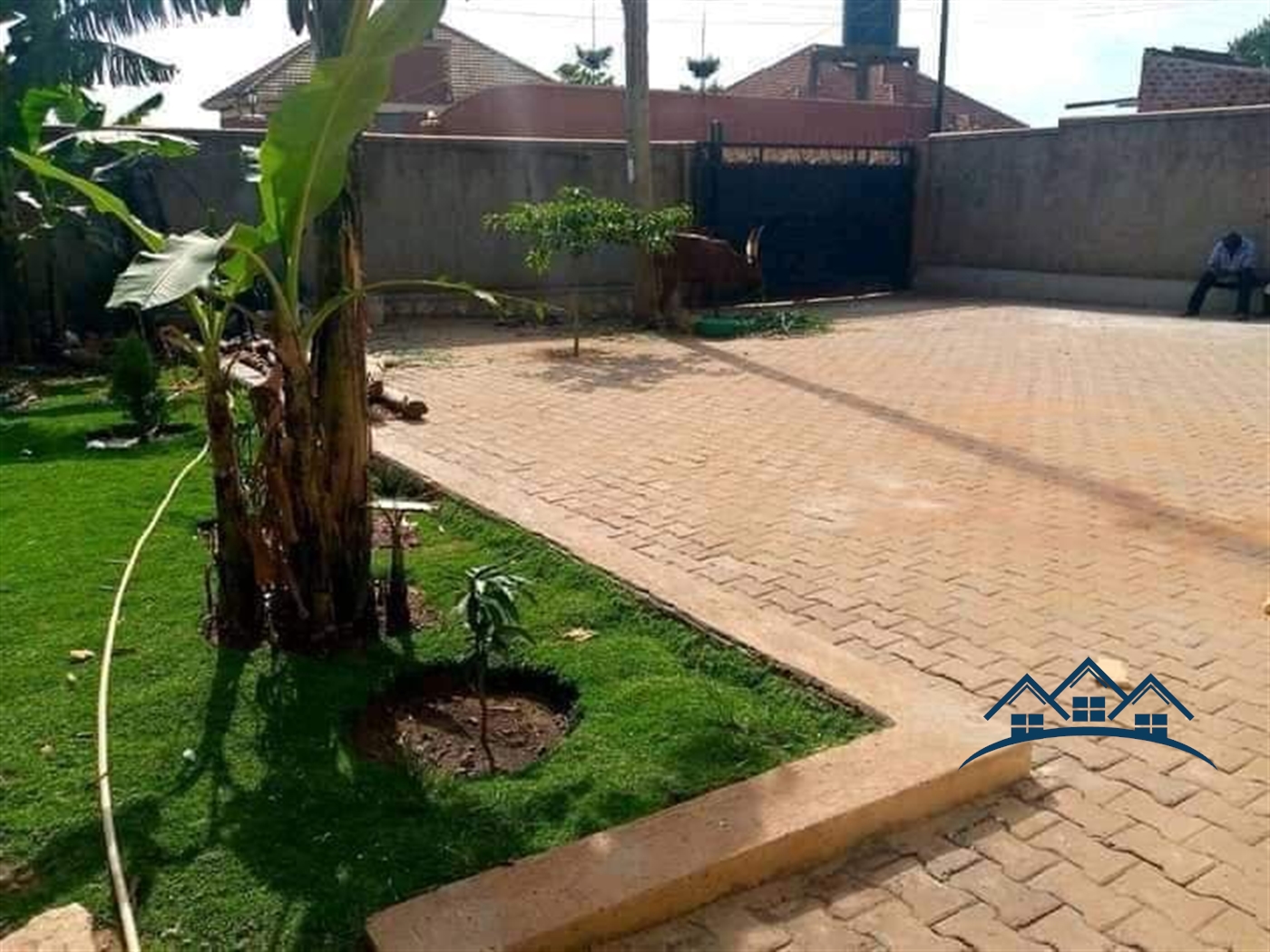 Bungalow for sale in Kyebando Wakiso