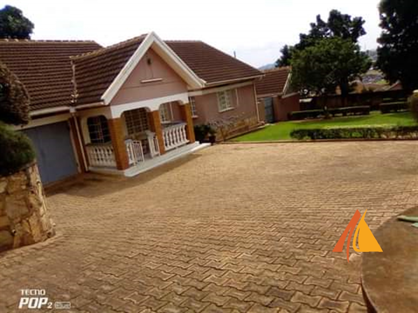 Bungalow for sale in Bukoto Kampala