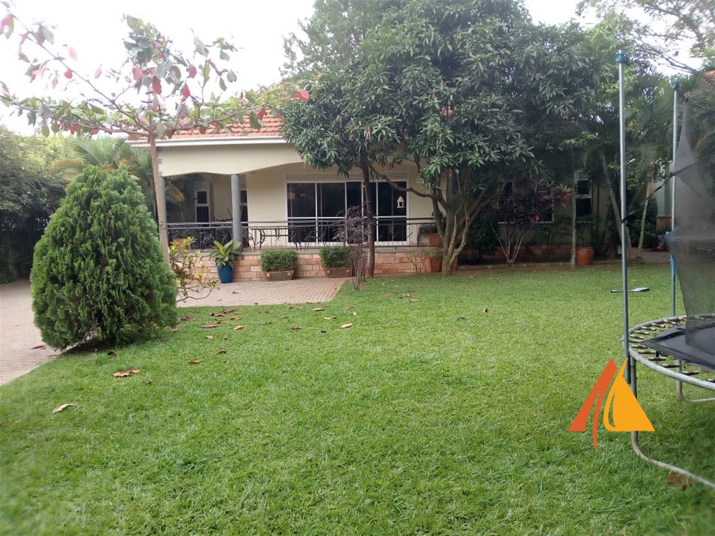 Bungalow for sale in Kiwaatule Kampala