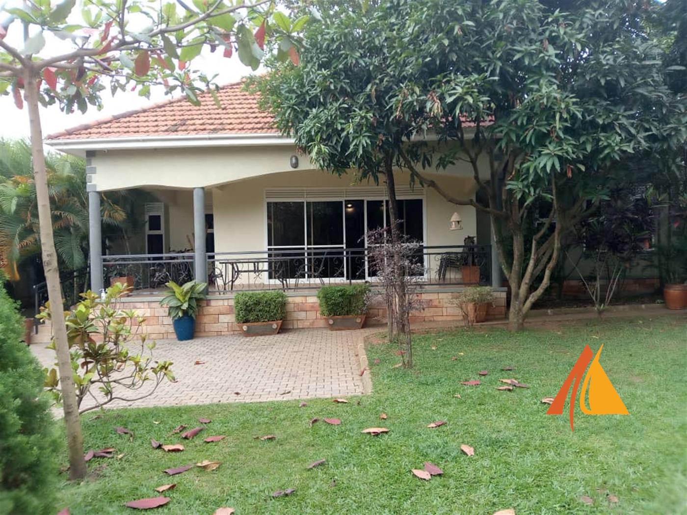 Bungalow for sale in Kiwaatule Kampala