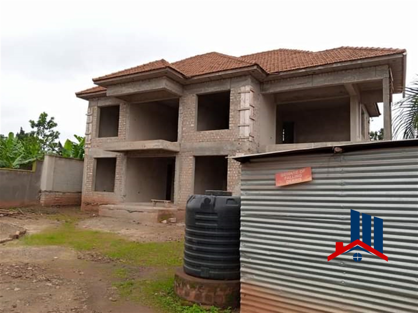 Storeyed house for sale in Kakungulu Wakiso