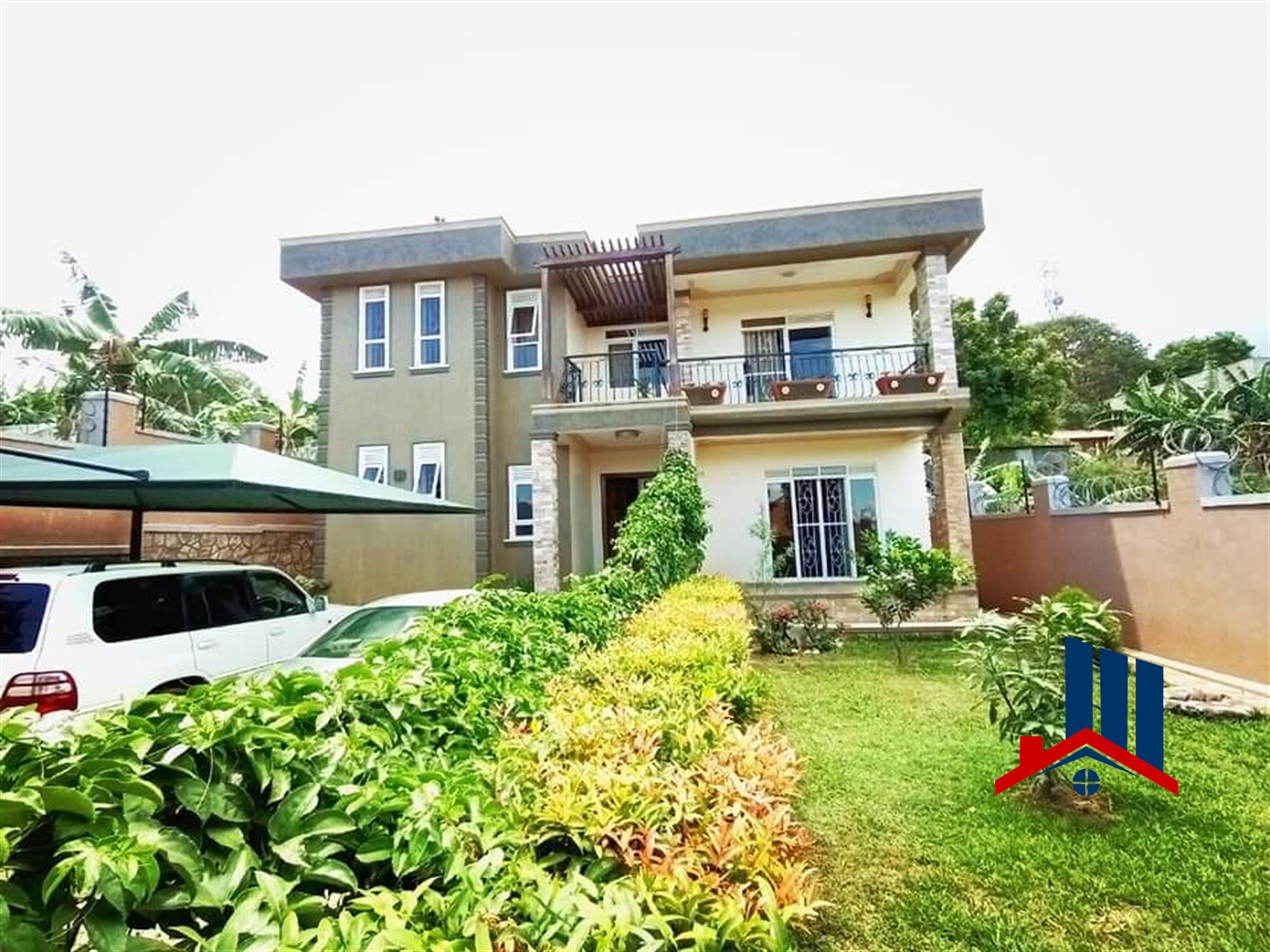 Storeyed house for sale in Kyaliwajjala Wakiso