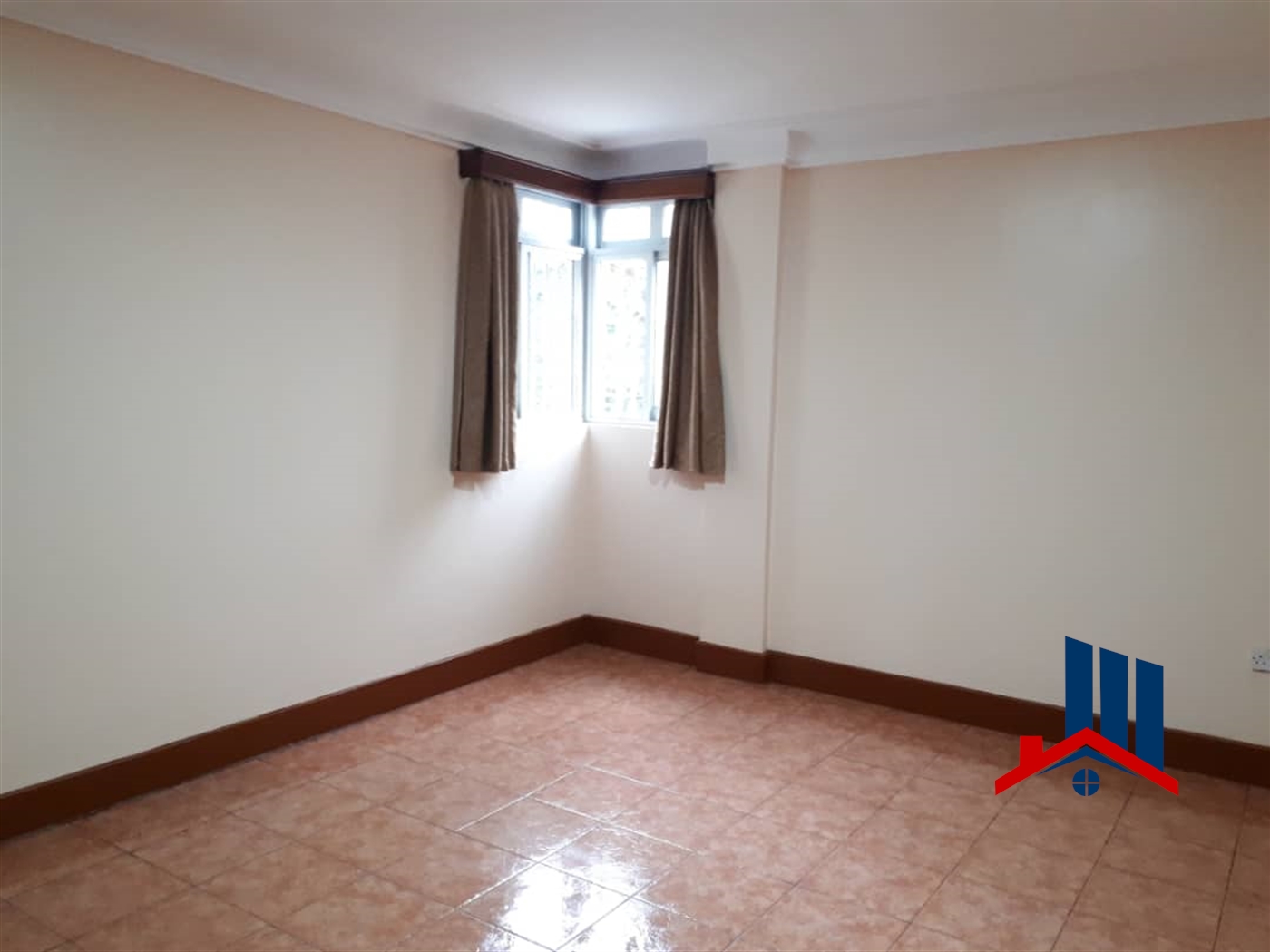 Storeyed house for rent in Kitante Kampala