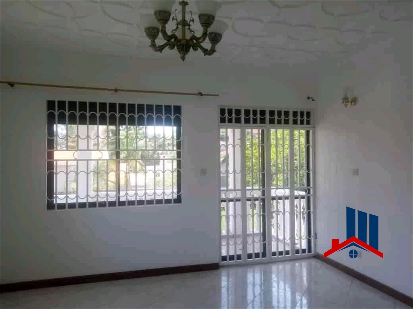 Storeyed house for rent in Munyonyo Kampala