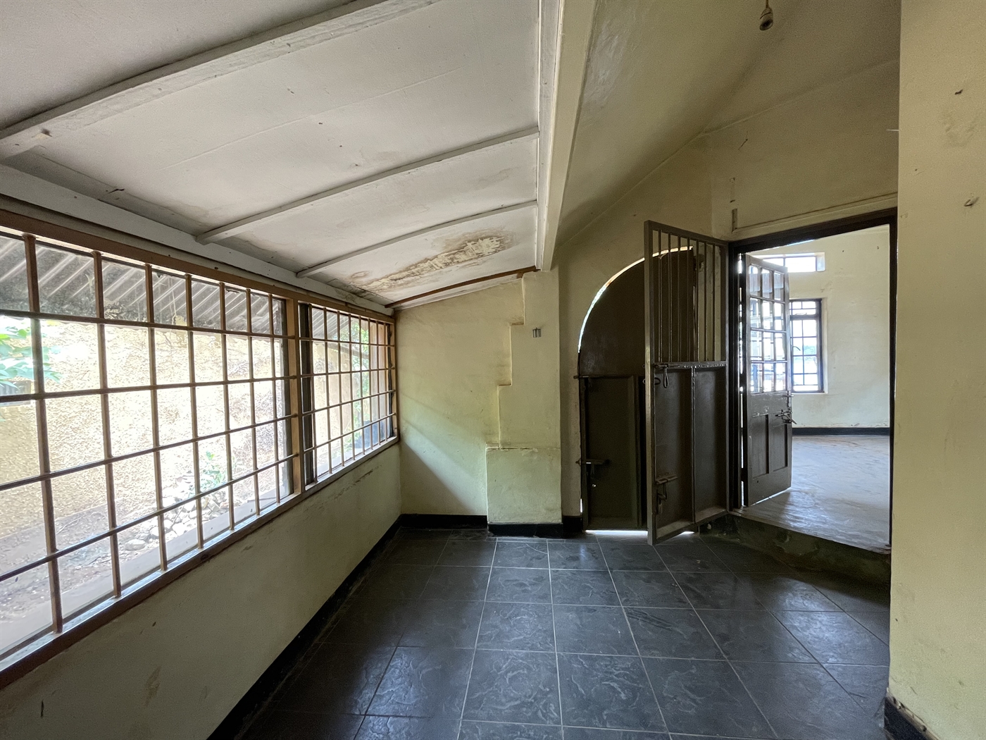 Office Space for rent in Kisementi Kampala